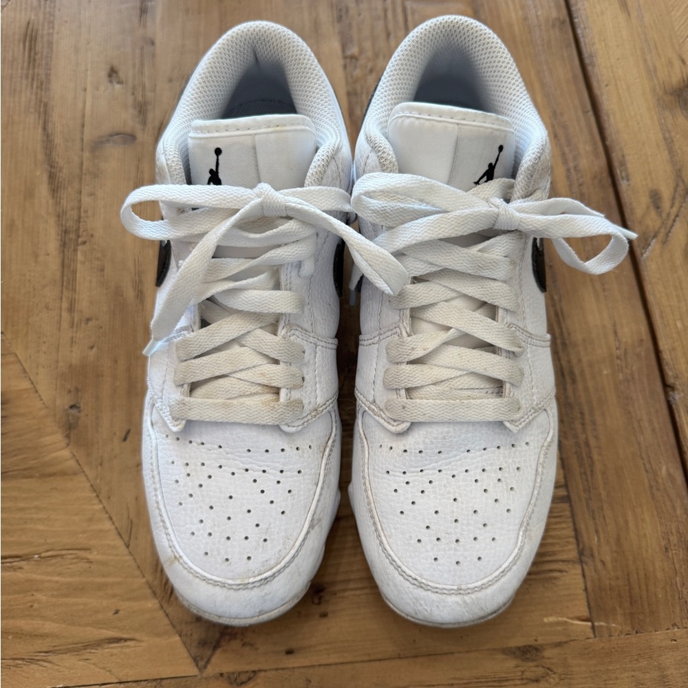 Nike Jordan 1 Low Cleats